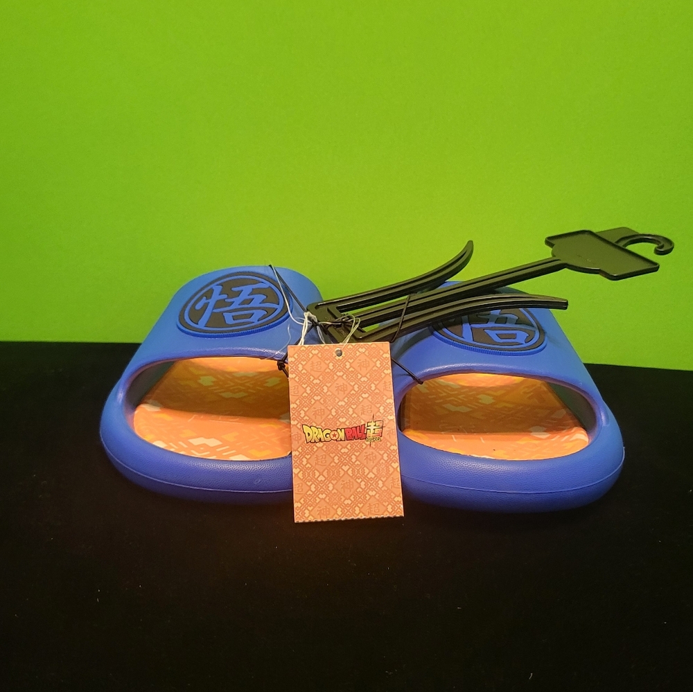 Dragon Ball Z Slide Sandals Size 10 - Picture 3 of 4